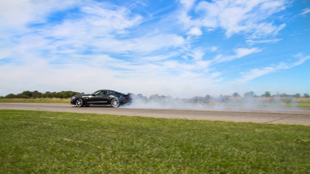 2015 Roush RS3 Mustang The brand new 2015 Roush RS3 Mustang on the track